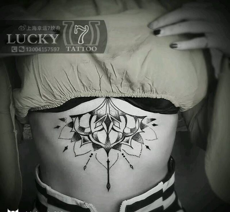 点刺|幸运7纹身纹身图片_胸部腹部图腾点刺成品纹身图案