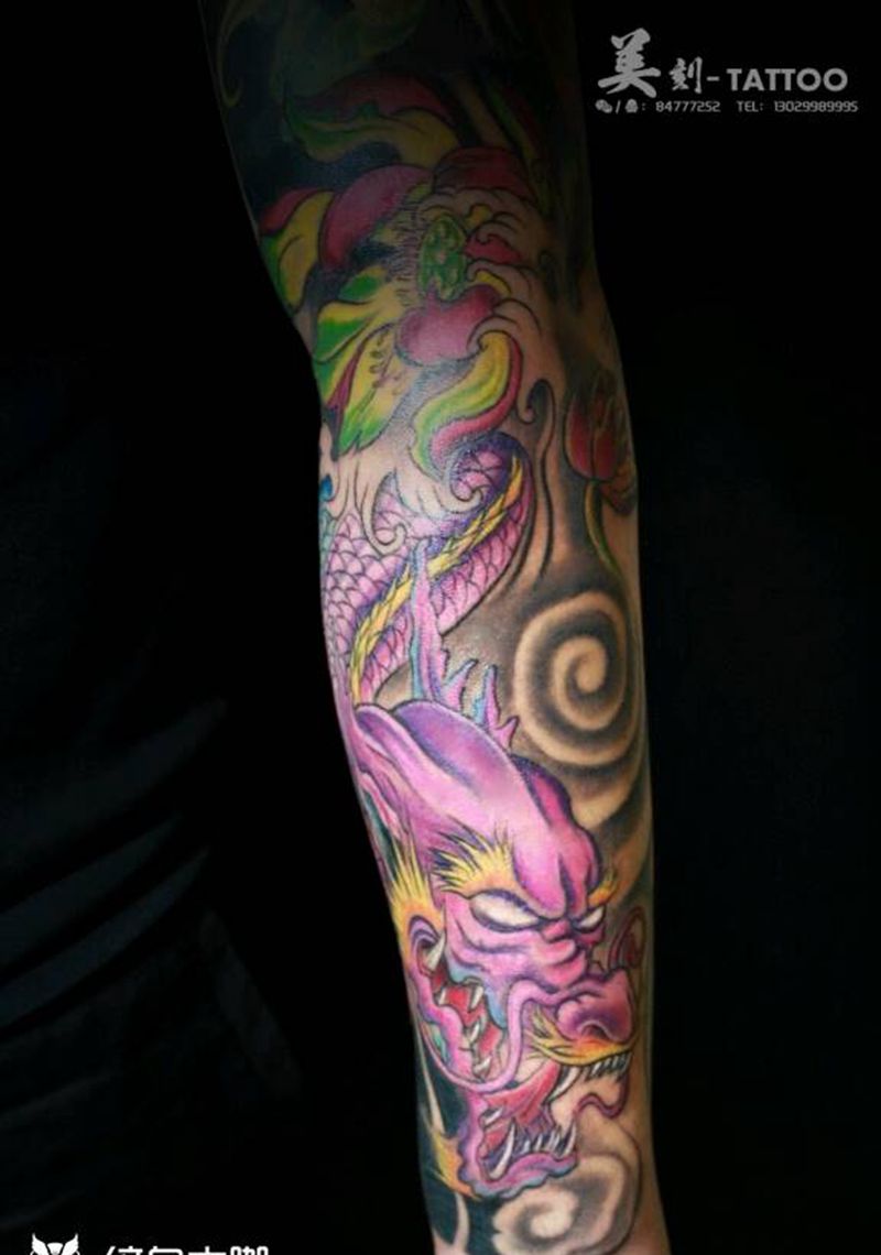 接花臂纹身图片_手臂传统动物静物成品纹身图案