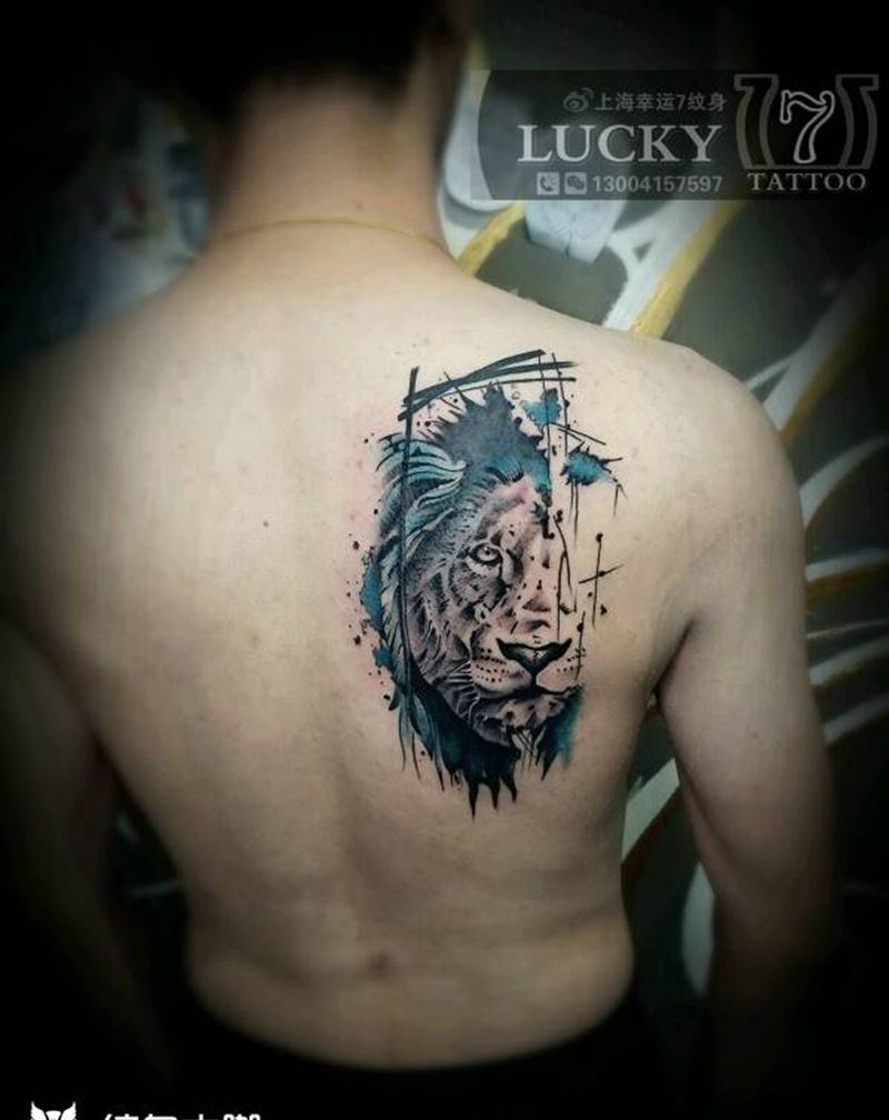 泼墨|狮头|幸运7纹身纹身图片_背部动物彩色水墨成品纹身图案