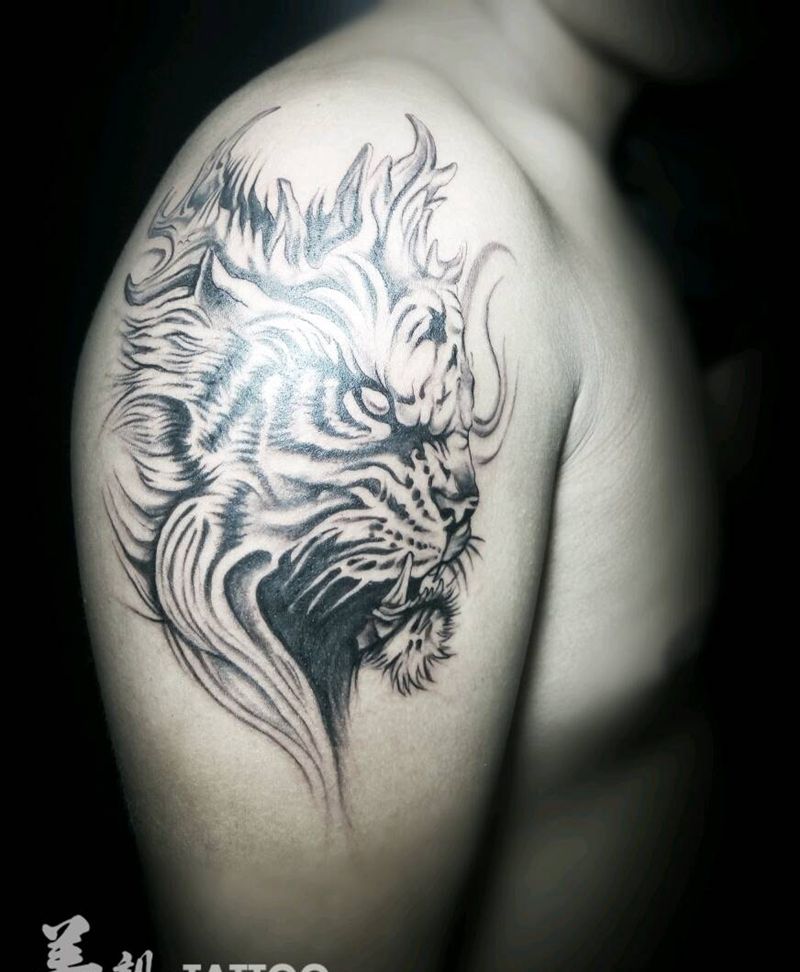 吼吼纹身图片_手臂欧美写实动物成品纹身图案
