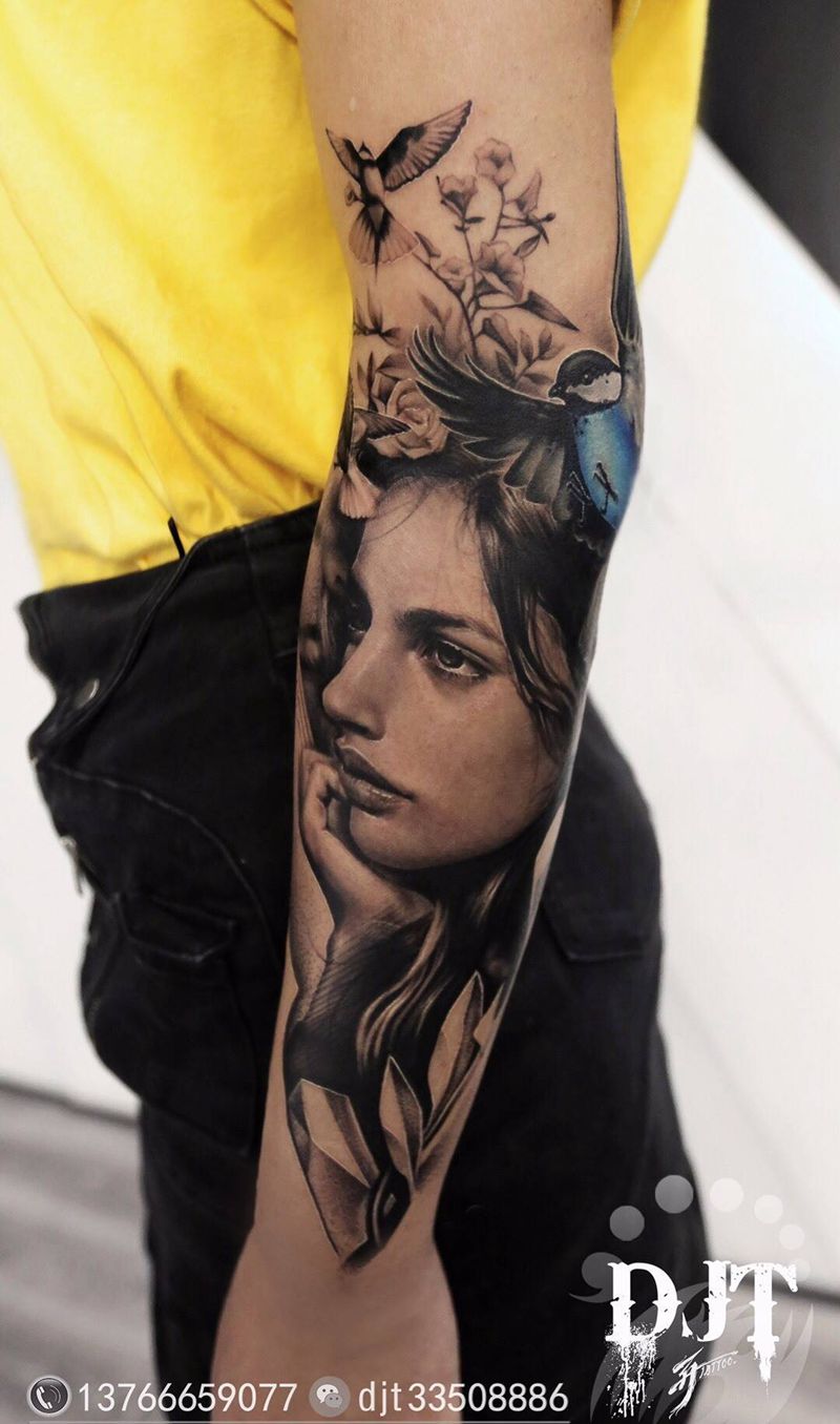 飞翔才不会有颠簸感纹身图片