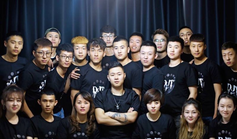 世界再怎么变，我们还在. 永远的雕金堂.纹身图片