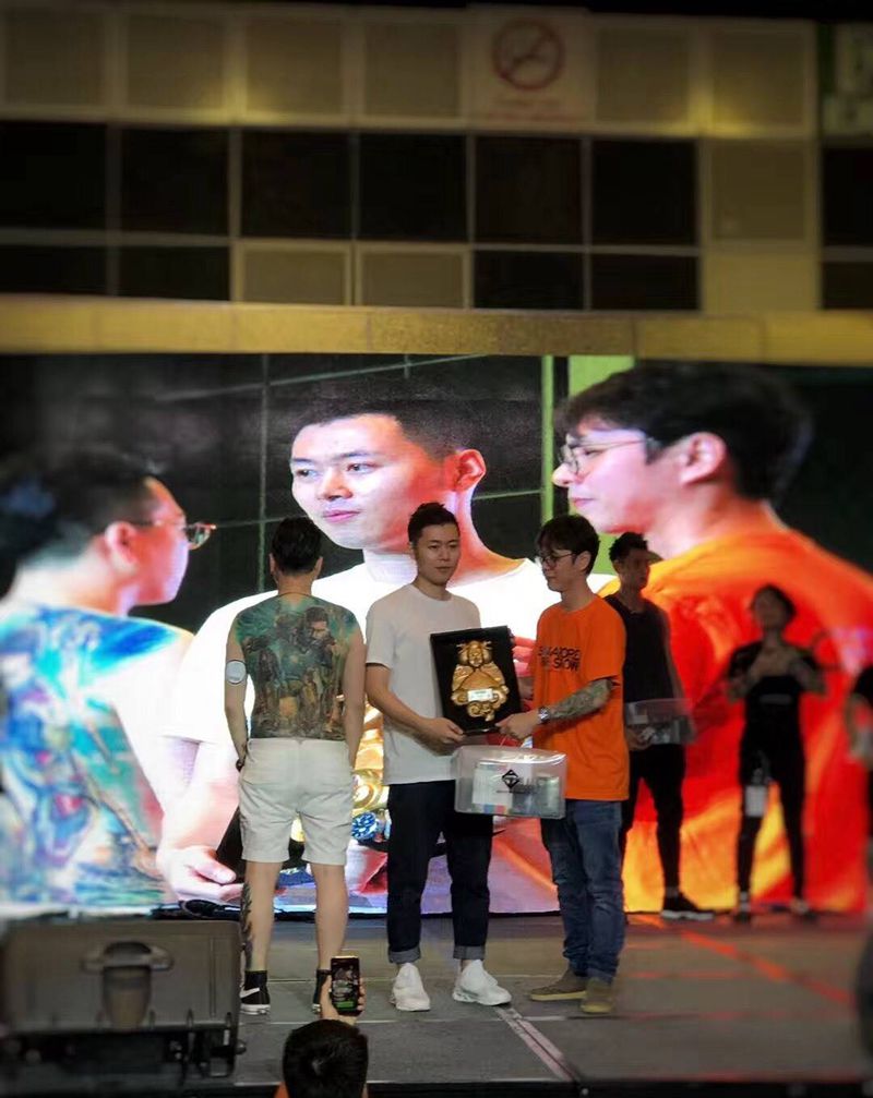 新加坡纹身展写实大组冠军.