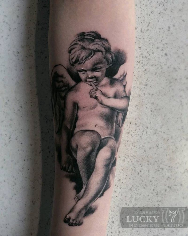 黑灰写实|小天使|幸运7纹身纹身图片_手臂欧美写实纹身图案