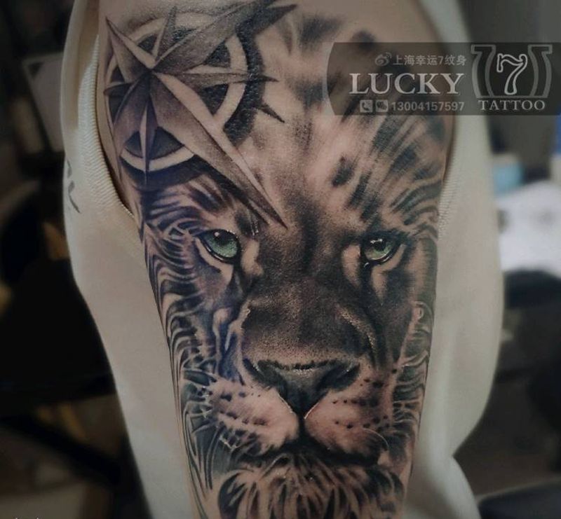 黑灰写实|狮子|幸运7纹身纹身图片_手臂欧美写实纹身图案