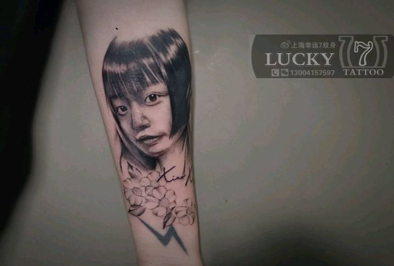 人物|素描|肖像|幸运7纹身纹身图片_手臂素描肖像纹身图案