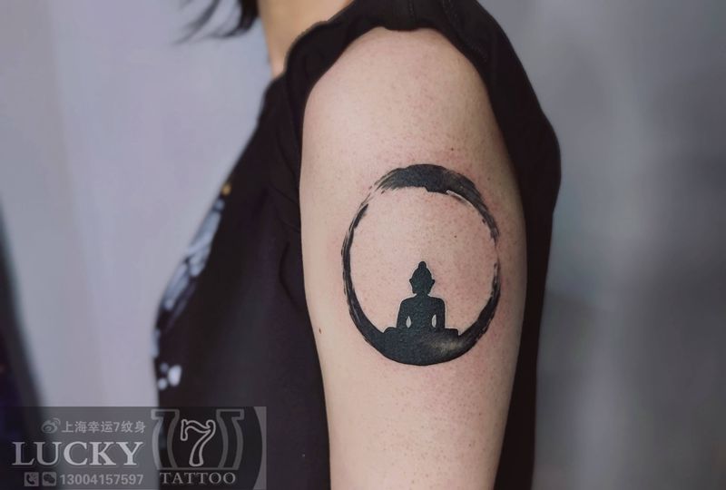 水墨佛|幸运7纹身纹身图片_手臂水墨纹身图案