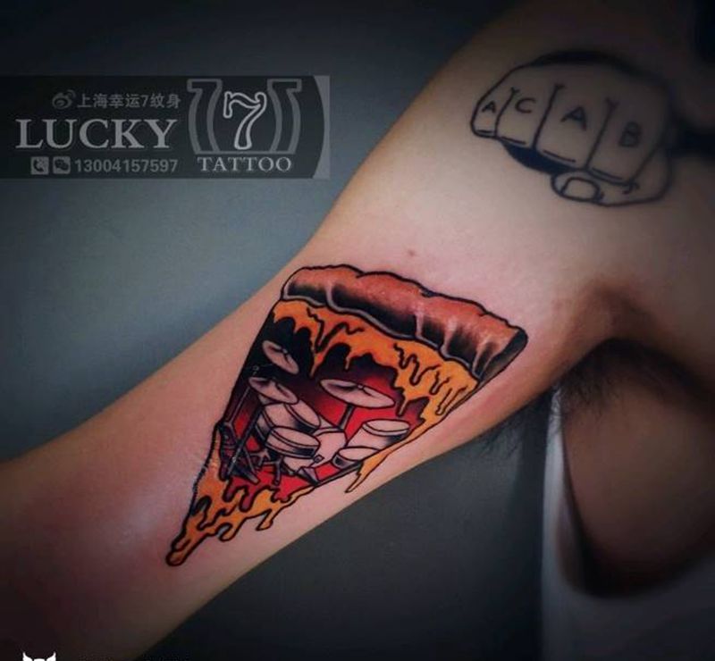 “摇滚”披萨|幸运7纹身纹身图片_手臂New SchoolOld School纹身图案
