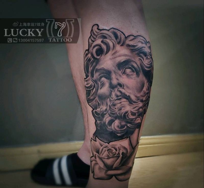 黑灰石膏像|幸运7纹身纹身图片_欧美写实小腿纹身图案