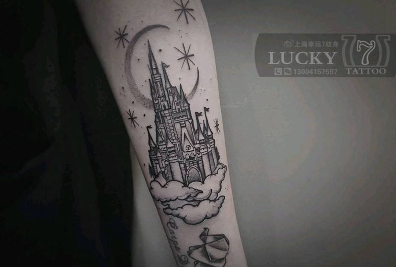 城堡|幸运7纹身纹身图片_手臂点刺纹身图案