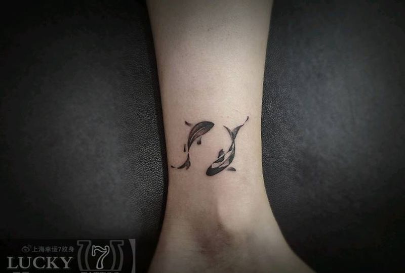 小清新|双鱼座|幸运7纹身纹身图片_脚踝小清新纹身图案