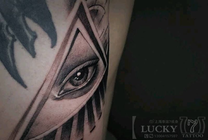 全视之眼|幸运7纹身纹身图片_手臂欧美写实黑灰纹身图案