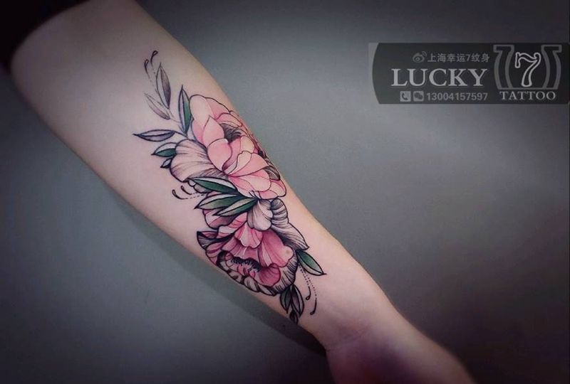 花|幸运7纹身纹身图片_手臂纹身图案