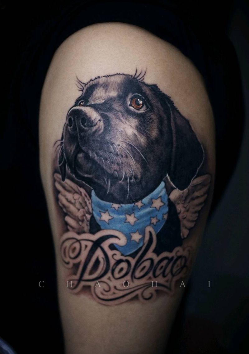 狗狗 拉布拉多纹身图片_手臂欧美写实狗肖像拉布拉多纹身图案