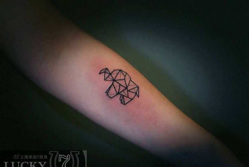 折纸小象|幸运7纹身纹身图片_手臂清新几何成品纹身图案