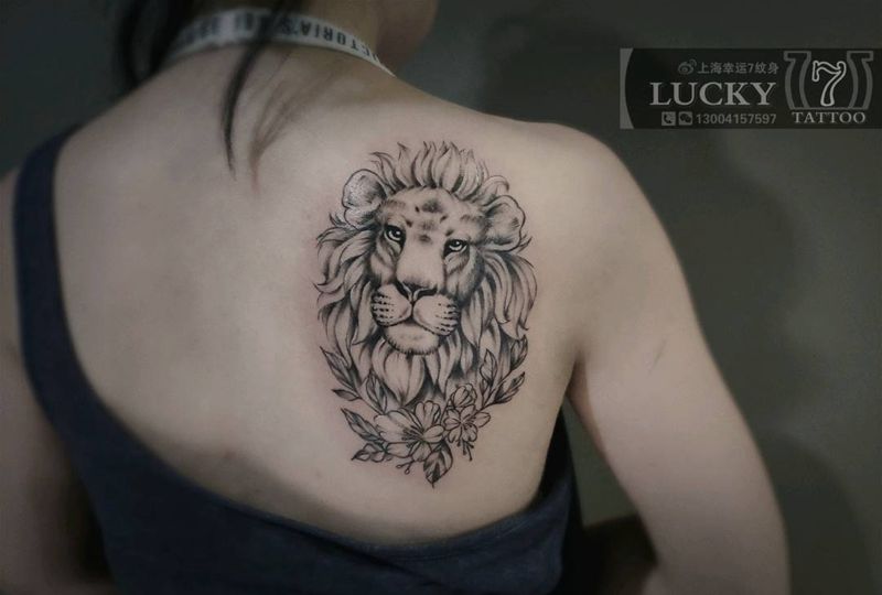 狮子|幸运7纹身纹身图片_背部清新纹身图案