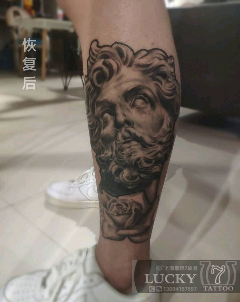 黑灰石膏像|幸运7纹身纹身图片_欧美写实小腿纹身图案