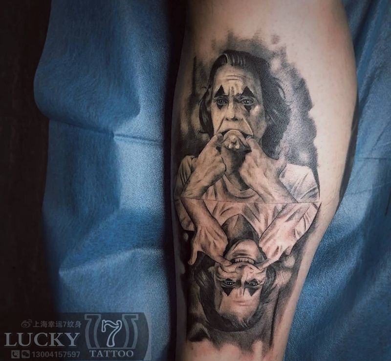 双面小丑|幸运7纹身纹身图片_欧美写实小腿纹身图案