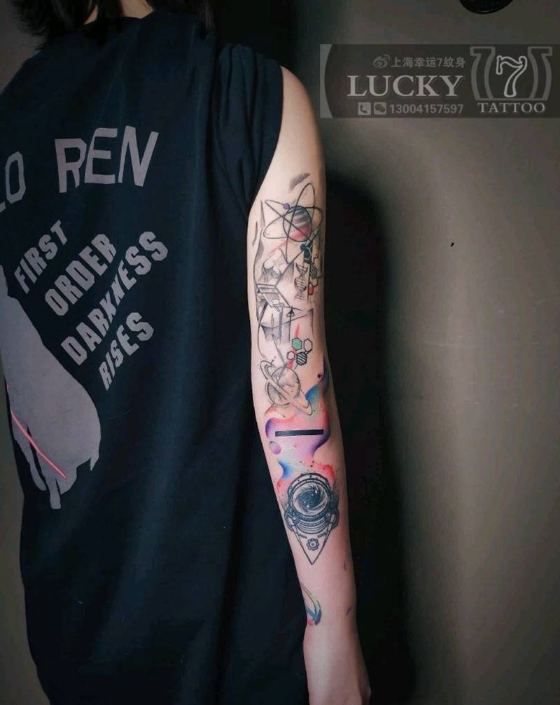太空|花臂拼接|幸运7纹身纹身图片_手臂纹身图案