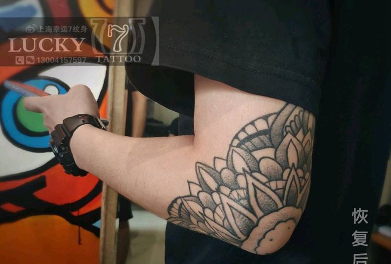 点刺梵花|幸运7纹身纹身图片_点刺图腾手肘恢复后纹身图案