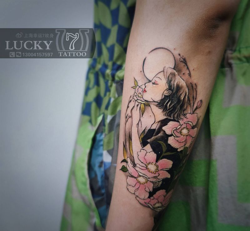 素花美少女|幸运7纹身纹身图片_手臂水彩清新纹身图案