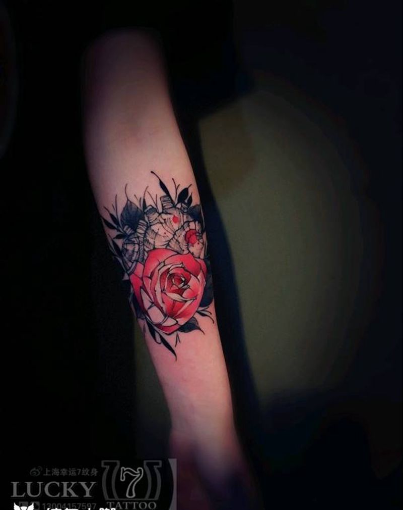 玫瑰|心脏|幸运7纹身纹身图片_手臂清新植物成品纹身图案