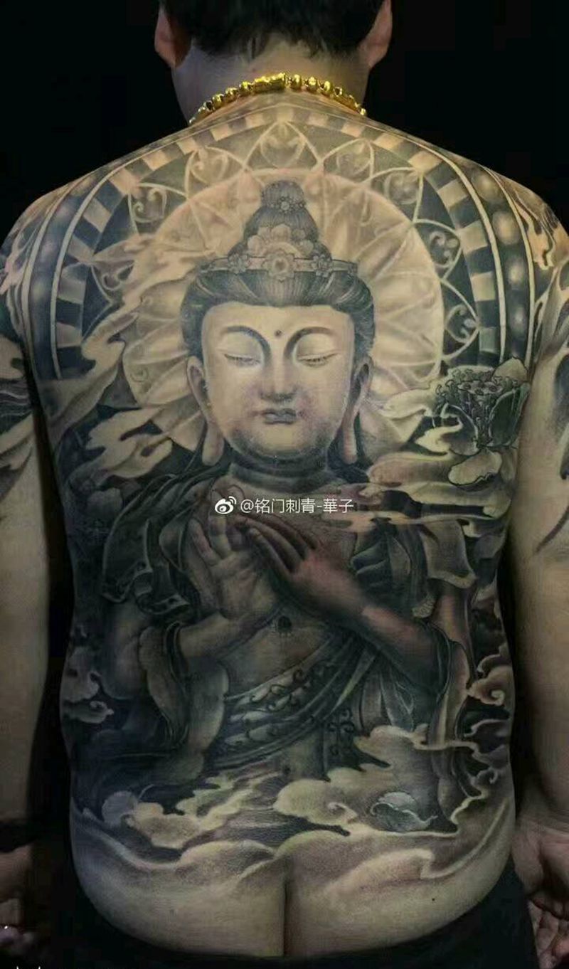 虚空臧菩萨纹身图片_背部传统人物纹身图案