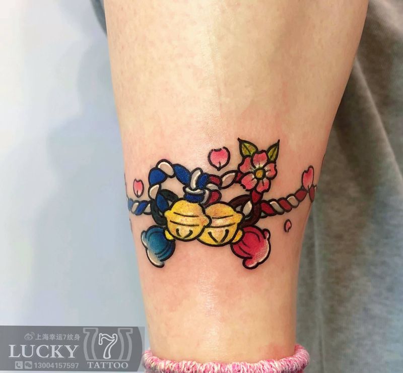 盖疤|小铃铛|幸运7纹身纹身图片_Old School脚踝盖疤纹身图案