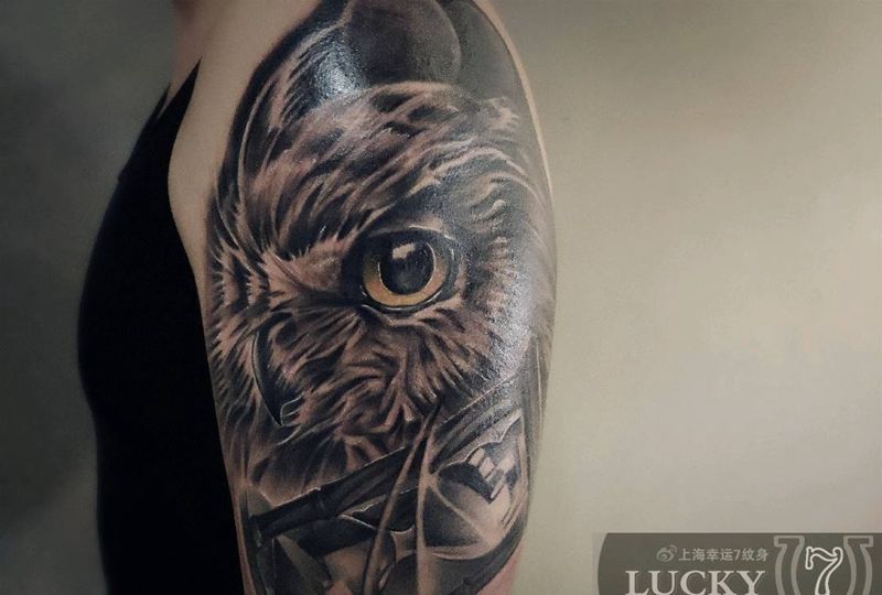 写实|猫头鹰&沙漏|幸运7纹身纹身图片_手臂欧美写实纹身图案