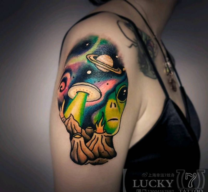 外星人|UFO|幸运7纹身纹身图片_手臂New School纹身图案