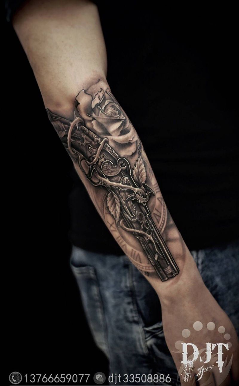 by 首席 阿开.纹身图片_原创情侣人物动物植物肖像写实清新欧美手臂纹身图案