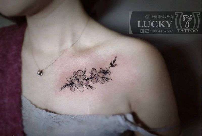 锁骨素花|幸运7纹身纹身图片_小清新锁骨纹身图案