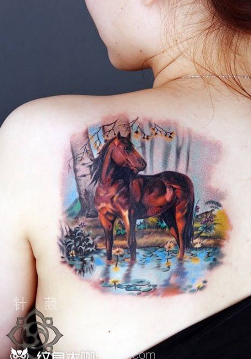 针藏刺青纹身作品纹身图片_成品背部欧美写实动物纹身图案