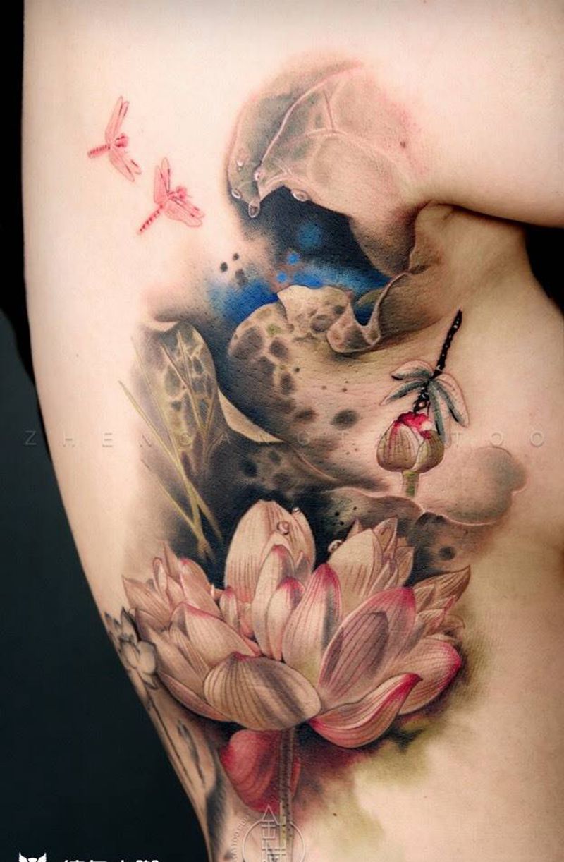 莲纹身图片_成品腰部写实清新静物针藏刺青邵钢纹身图案