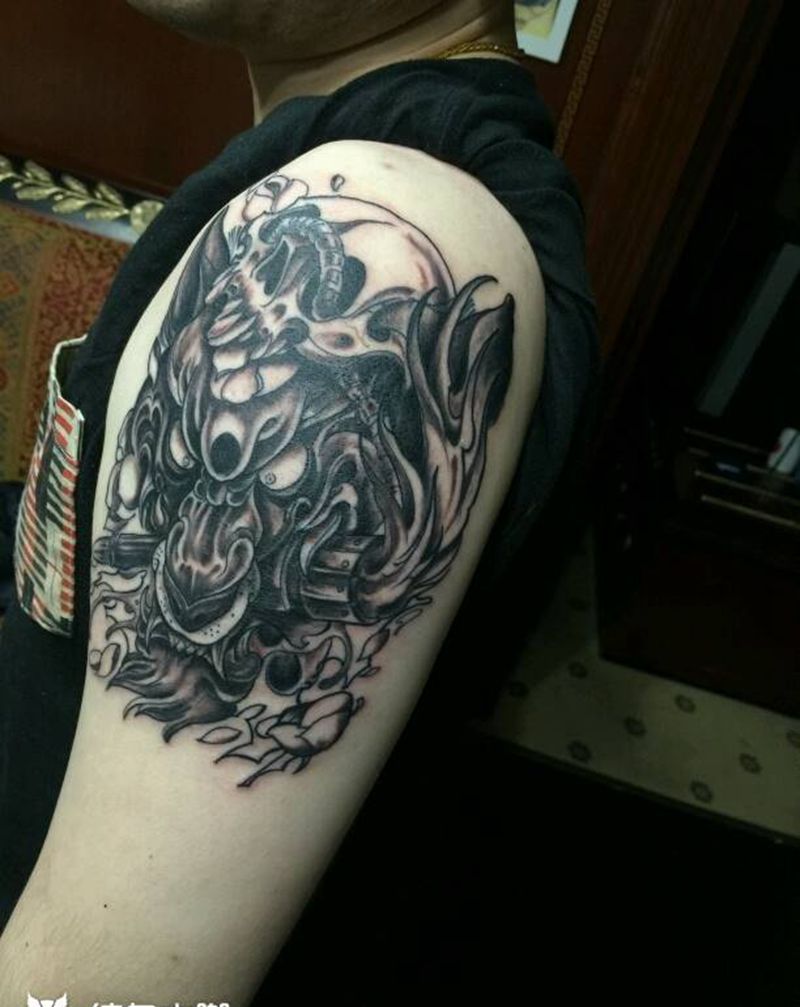 帅帅大欧美纹身图片