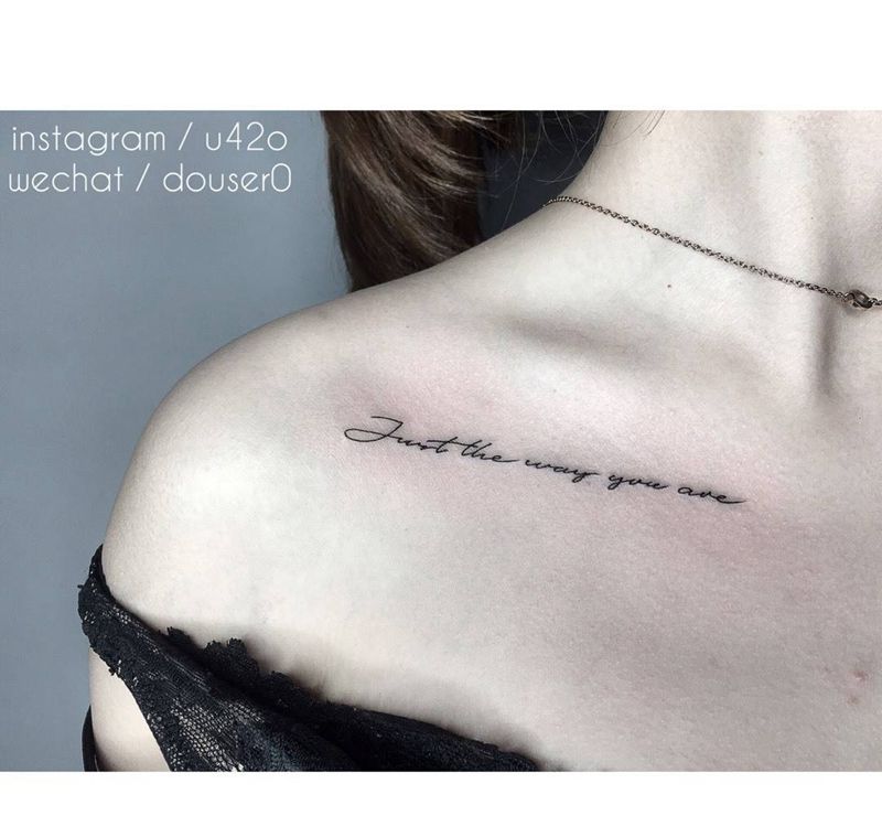 锁骨手臂小文字纹身图片_成品手臂肩部手部清新字符纹身图案