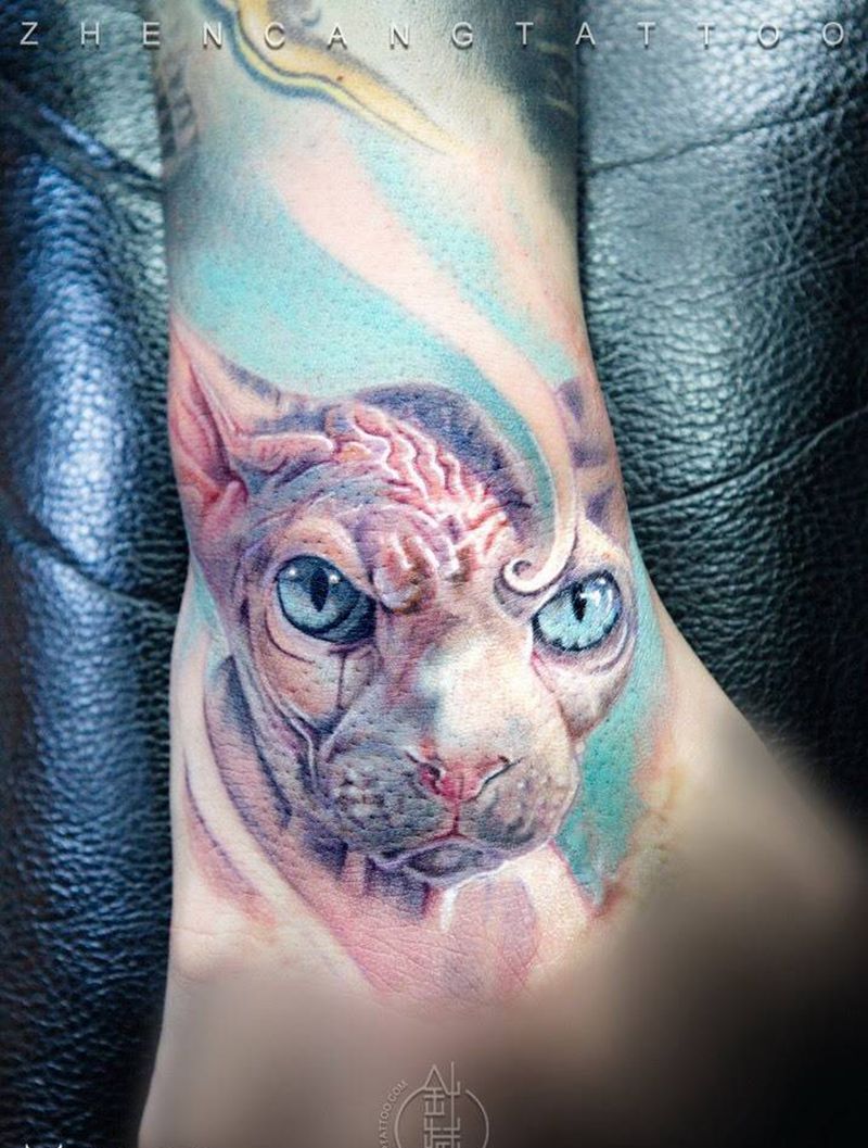 Cat | 针藏刺青邵钢纹身作品纹身图片_成品手部写实动物针藏刺青邵钢纹身图案