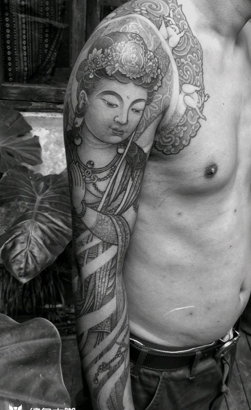 《菩萨保佑》纹身图片_手臂老传统菩萨汉刺青中国风纹身图案