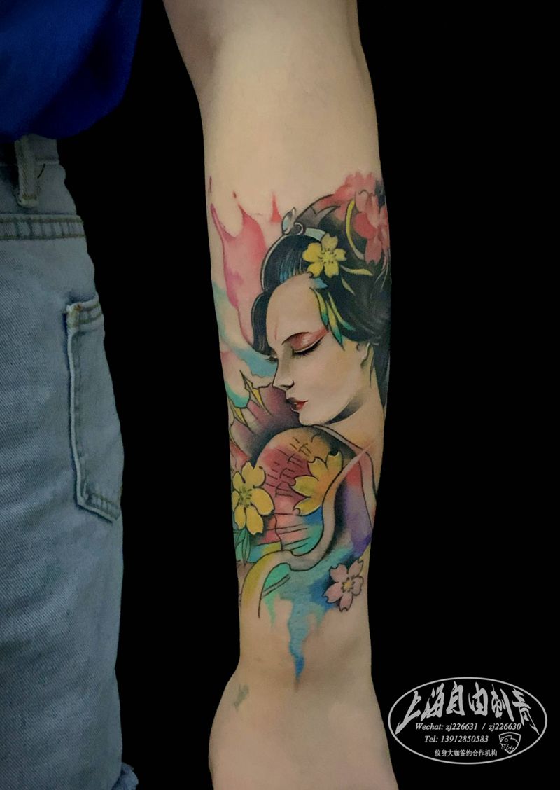 泼墨人生纹身图片_手臂水彩纹身图案