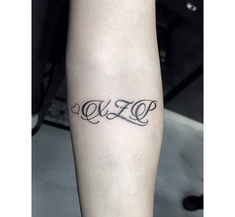 花体字纹身图片_成品手臂清新字符纹身图案