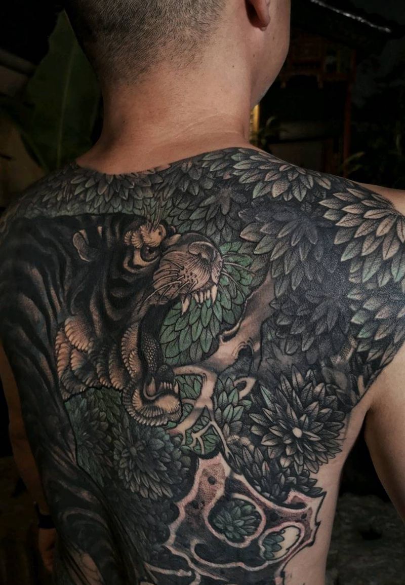 修改作品纹身图片_背部新传统纹身图案