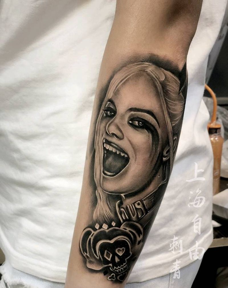 小丑女纹身图片_手臂欧美写实小丑小丑老婆纹身图案