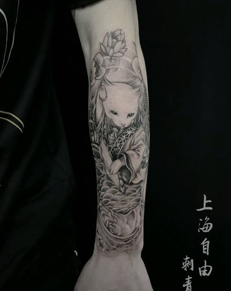 武士猫纹身图片_手臂新传统猫纹身图案