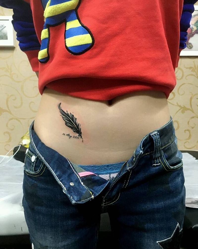 美女主持人的疤痕遮盖纹身图片