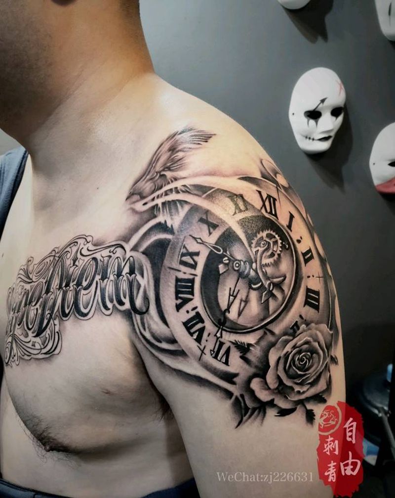 花体字时钟半甲纹身图片_胸部手臂欧美写实花体字时钟欧美半甲纹身图案