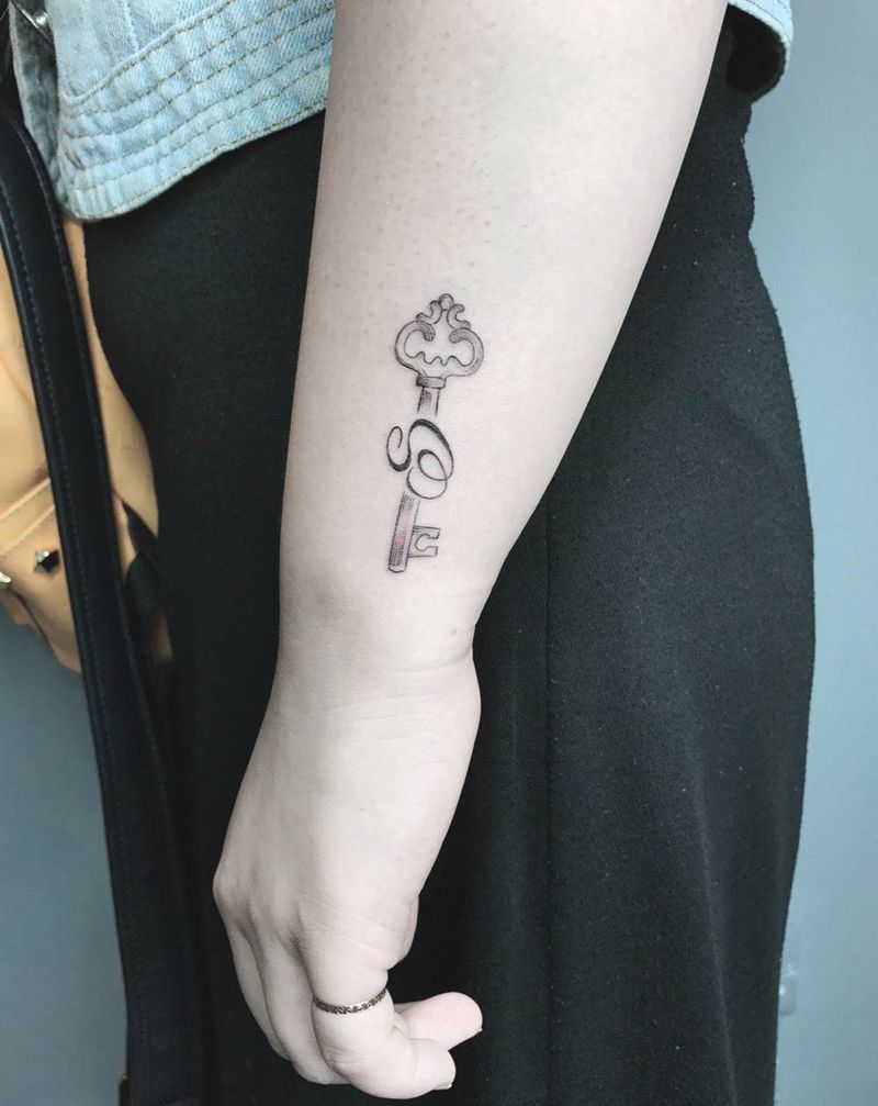 钥匙纹身图片_成品手部清新贴纸钥匙纹身图案