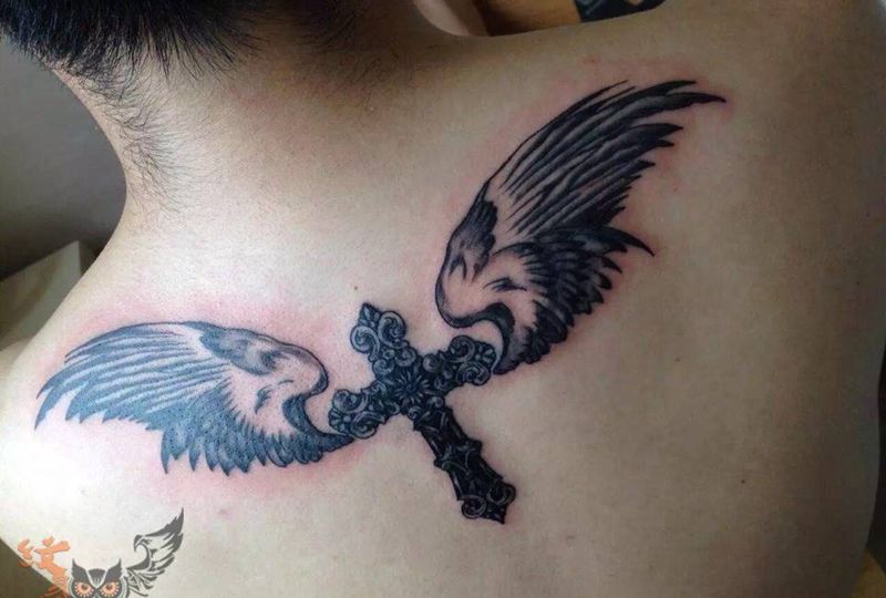 翅膀纹身图片