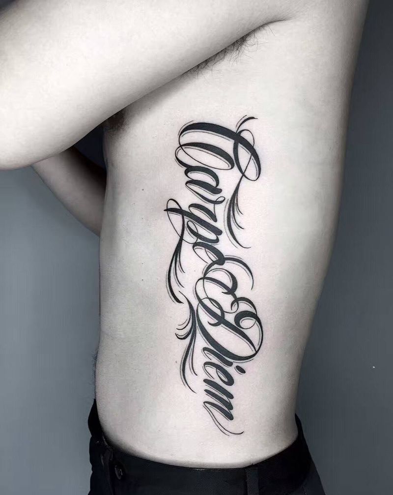 花体字纹身图片_成品腰部欧美字符花体纹身图案