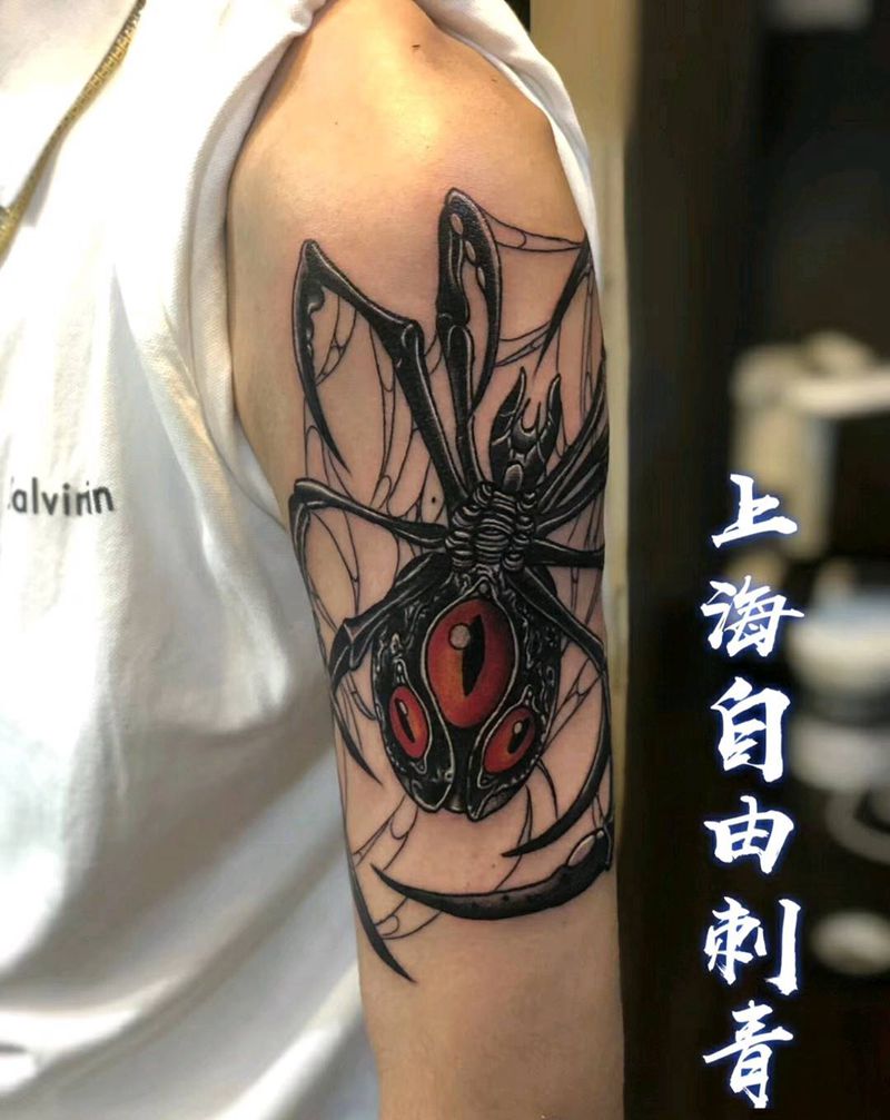 蜘蛛纹身图片_手臂欧美写实蜘蛛纹身图案