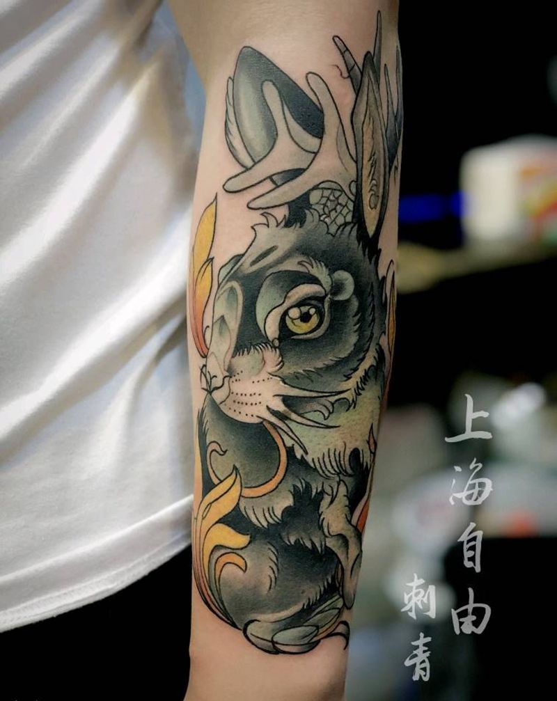 重彩兔子纹身图片_手臂欧美写实重彩兔子纹身图案